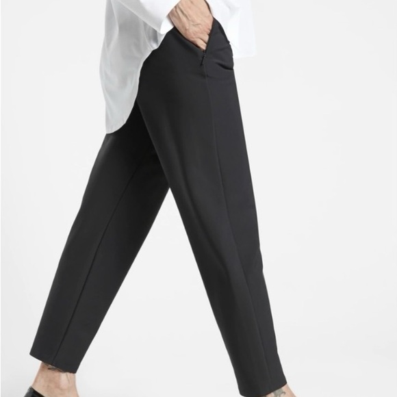 AWAY Luggage Size 4 Womens the Laid Back Trouser Black NWT 25 inch inseam. - Picture 2 of 15